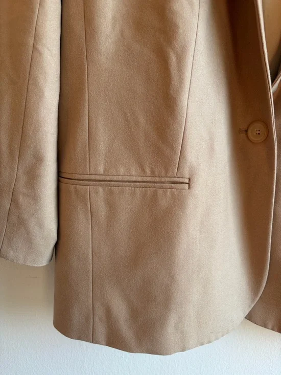 Chloé Camel Single-Button Blazer - Picture 5 of 10